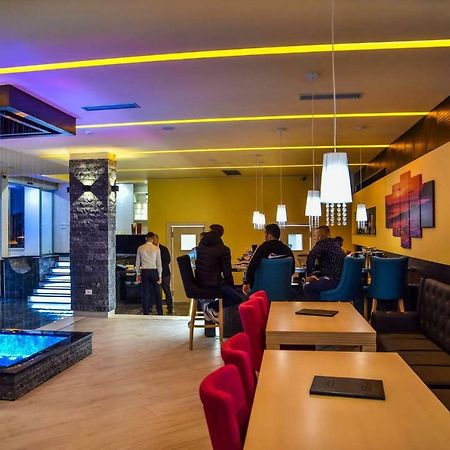 Crystal Apartments 울친 외부 사진