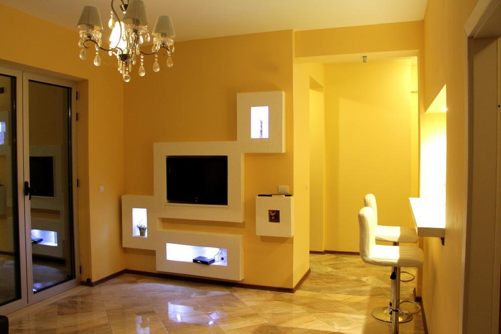 Crystal Apartments 울친 외부 사진