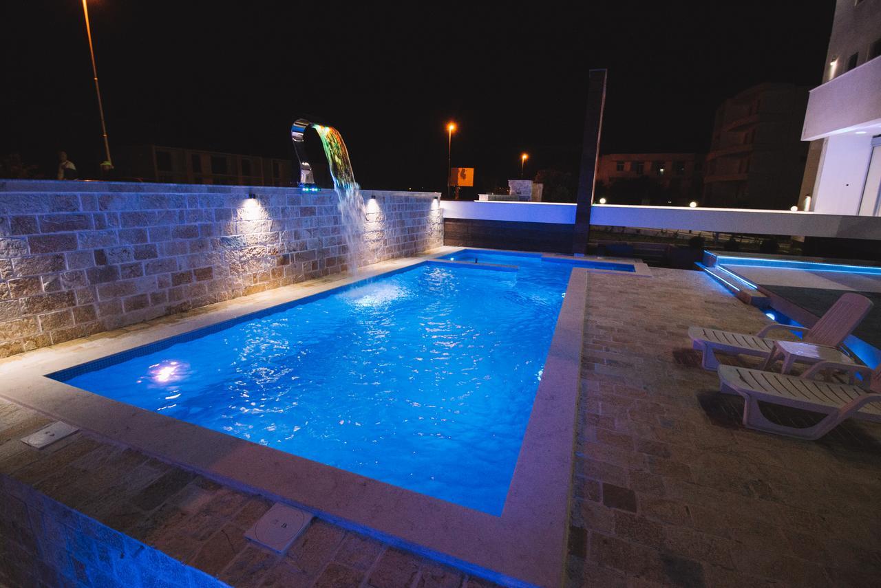 Crystal Apartments 울친 외부 사진