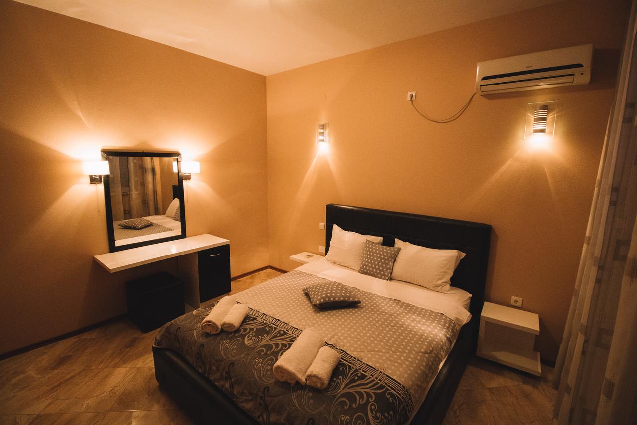 Crystal Apartments 울친 외부 사진