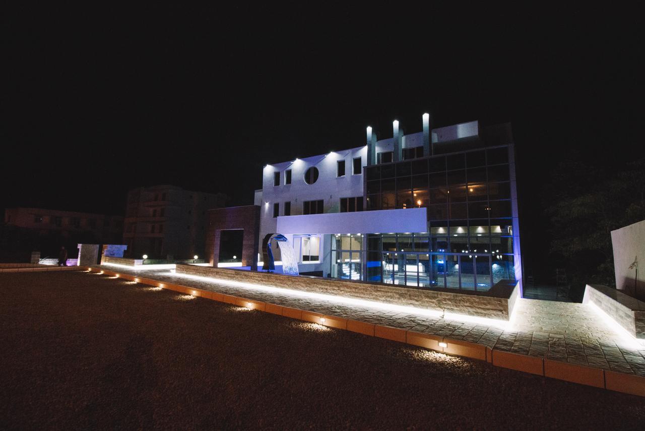 Crystal Apartments 울친 외부 사진