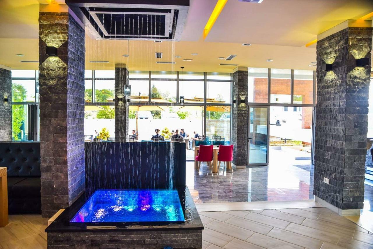 Crystal Apartments 울친 외부 사진